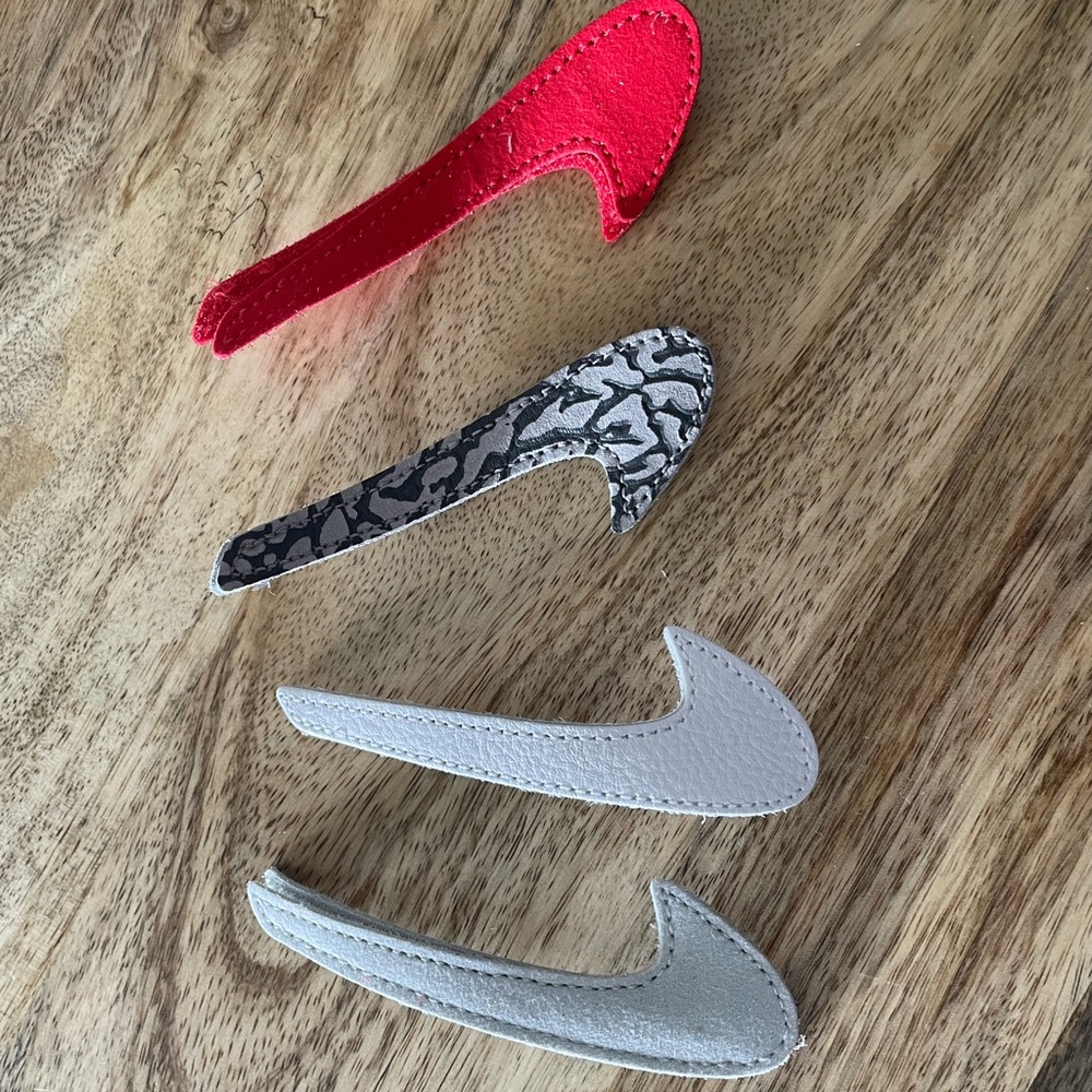 Brand  Jordan 3 Retro Tinker White University Red - Picture 6 of 8